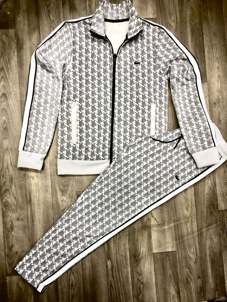 ENSEMBLE LACOSTE 😍 YKK😍 BAGGY