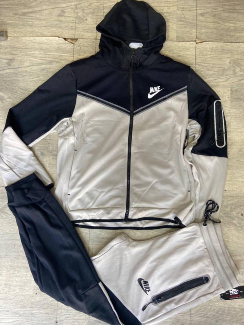 NIKE TECH🥰🥰SUPERGOOD🔥🔥❤️