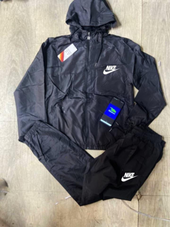 NIKE TECH😍😍😍 2026🔥🔥منتوج متوفر الآن ✅ المقاسات: S - M - L - XL - 2XL ;🚚 التوصيل: مجاني لمكتب ولايتك