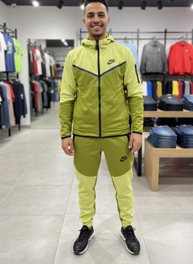 NIKE TECH🥰🥰SUPERGOOD🔥🔥❤️